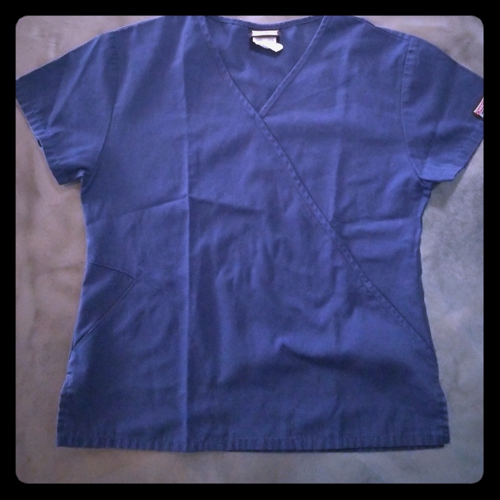 Scrub top
